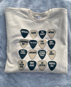 Rock band quitar picks crew neck