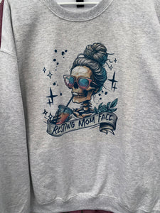 Resting mom face crew neck