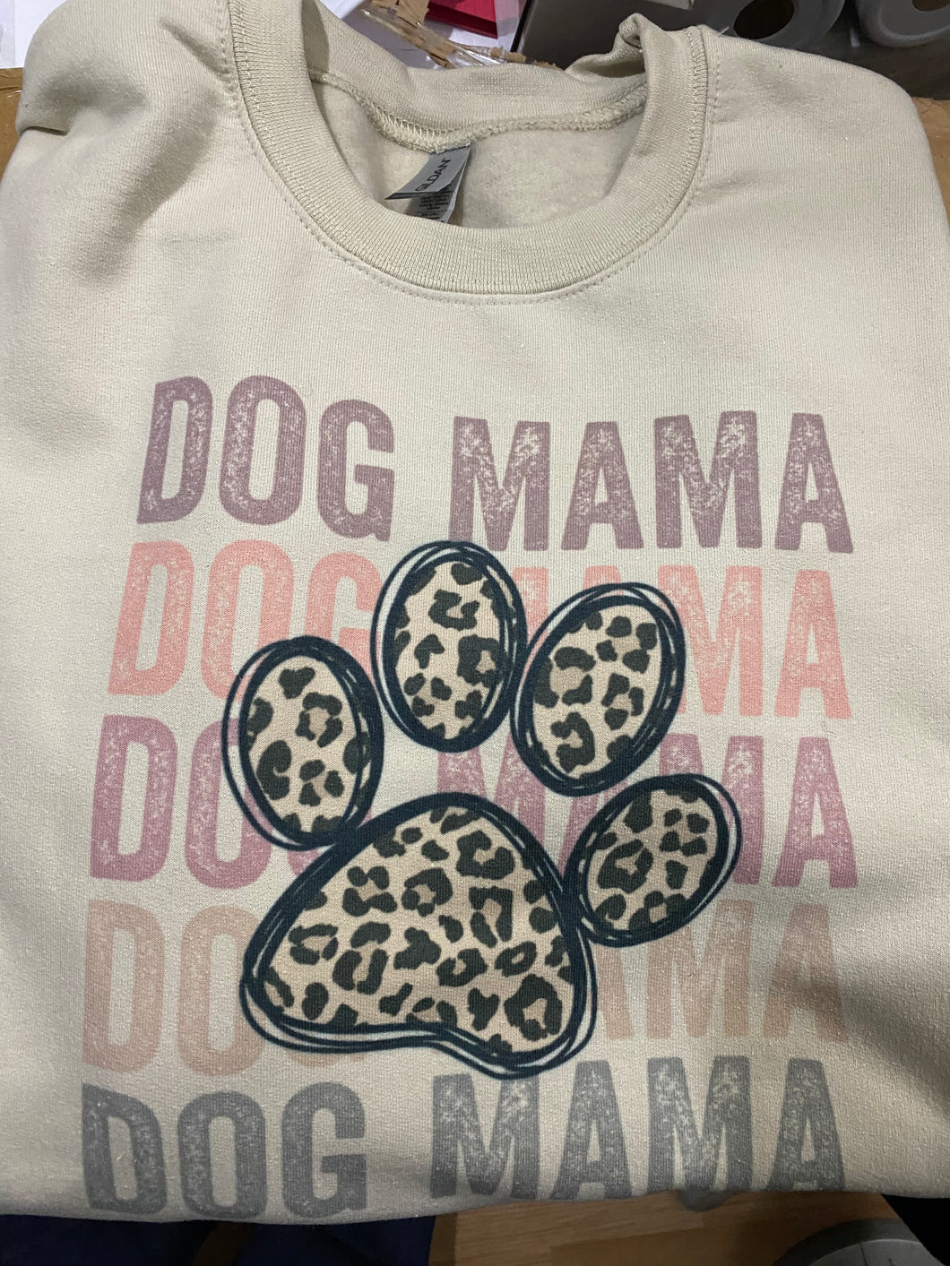 Dog mama crew neck